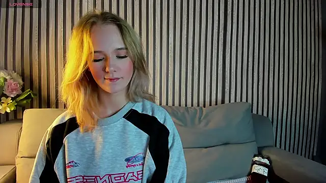 Casey Sweeet online show from 09/29/25, 08:08