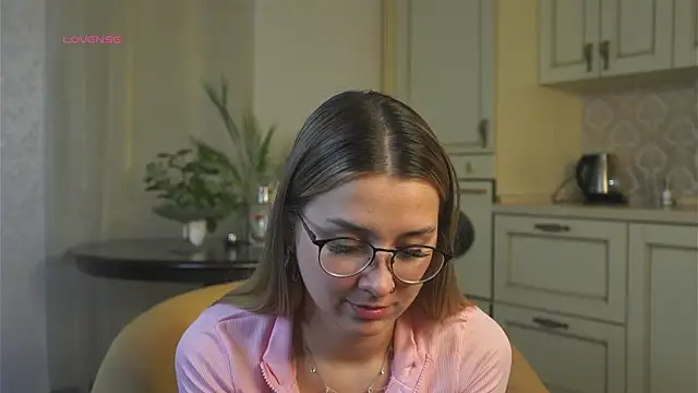 DarelleFaux online show from 10/08/25, 03:15