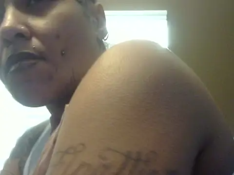 Flossee online show from 10/06/25, 02:14