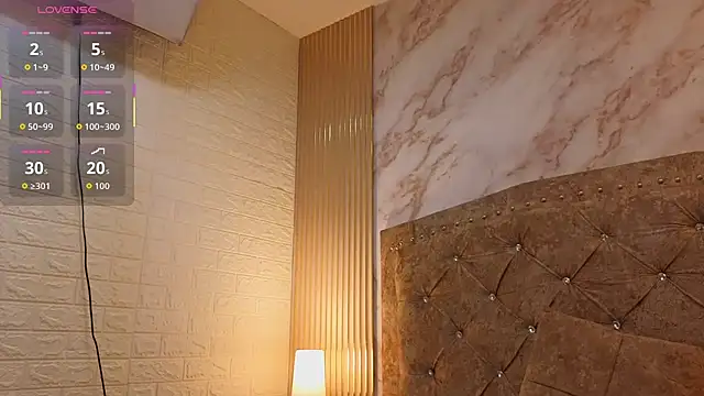 Snapshot of AnastasiaColeman chatting on 11/21/25, 07:56 AnastasiaColeman online show from 11/21/25, 07:56