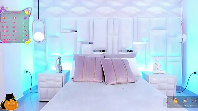 Im Molly Angel online show from 10/10/25, 08:08