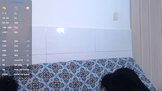 zoewhite2 online show from 09/13/25, 10:09