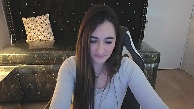 Snapshot of Soffi_betacur_b chatting on 09/09/25, 03:17 Soffi betacur b online show from 09/09/25, 03:17