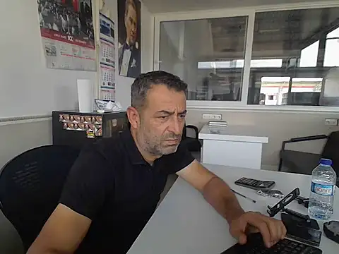 Snapshot of rafasilva3535 chatting on 09/26/25, 10:52 rafasilva3535 online show from 09/26/25, 10:52