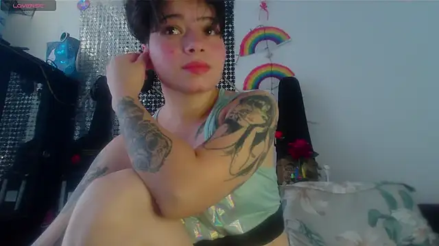 Mitsuha gate online show from 10/23/25, 02:49