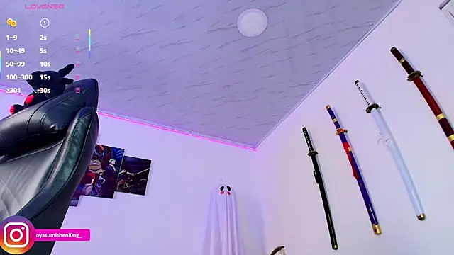 Nicorobinn online show from 10/11/25, 08:07