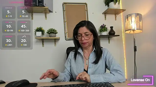 SabinaDeluxe cg online show from 10/16/25, 02:51