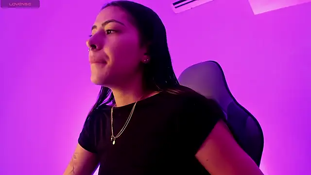 ValkaGrecco online show from 11/15/25, 08:49