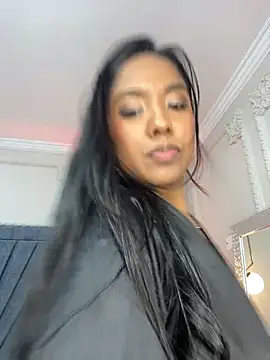 Mia Roset online show from 09/12/25, 01:28