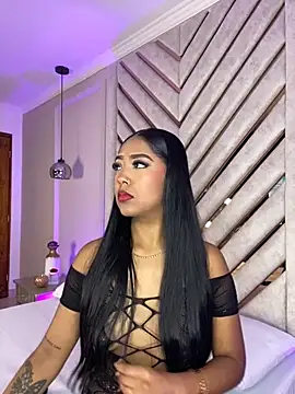 Mia Roset online show from 10/04/25, 11:52