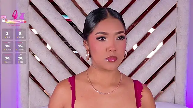 Mia Roset online show from 11/07/25, 05:46