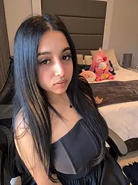 LilMisIndianx online show from 11/08/25, 10:37