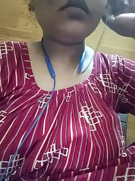 Snapshot of Cute_Amiya chatting on 09/13/25, 04:51 Cute Amiya online show from 09/13/25, 04:51