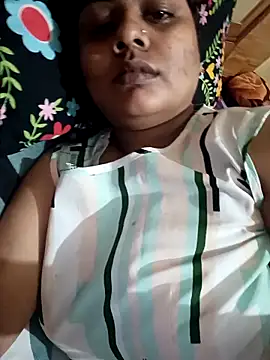 Cute Amiya online show from 09/18/25, 05:20