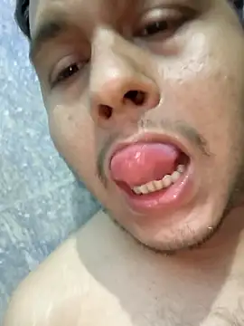 Snapshot of Sonjack7991_sj chatting on 10/13/25, 02:22 Sonjack7991 sj online show from 10/13/25, 02:22