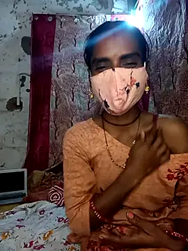 Snapshot of Babhi_Love chatting on 10/23/25, 07:23 Babhi Love online show from 10/23/25, 07:23