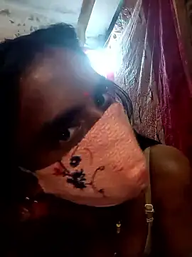 Snapshot of Babhi_Love chatting on 10/24/25, 05:31 Babhi Love online show from 10/24/25, 05:31