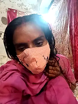 Snapshot of Babhi_Love chatting on 10/25/25, 04:57 Babhi Love online show from 10/25/25, 04:57