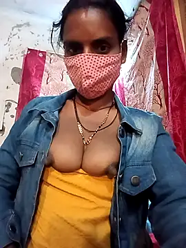 Snapshot of Babhi_Love chatting on 11/05/25, 05:24 Babhi Love online show from 11/05/25, 05:24