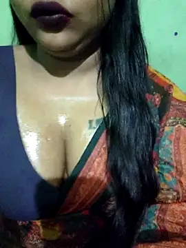 Snapshot of JIYA-04 chatting on 09/12/25, 06:24 JIYA-04 online show from 09/12/25, 06:24