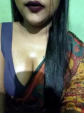Snapshot of JIYA-04 chatting on 09/19/25, 01:01 JIYA-04 online show from 09/19/25, 01:01