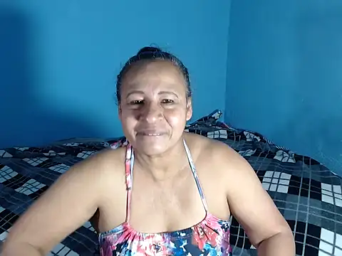 Snapshot of darlingduchessmatur chatting on 10/28/25, 01:09 darlingduchessmatur online show from 10/28/25, 01:09