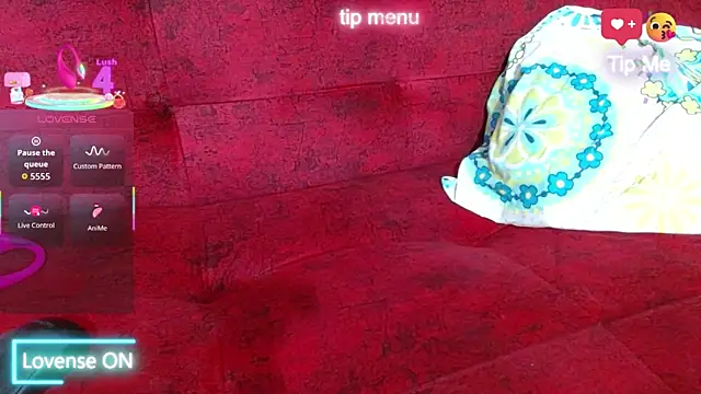 naomi powel online show from 12/01/25, 02:55