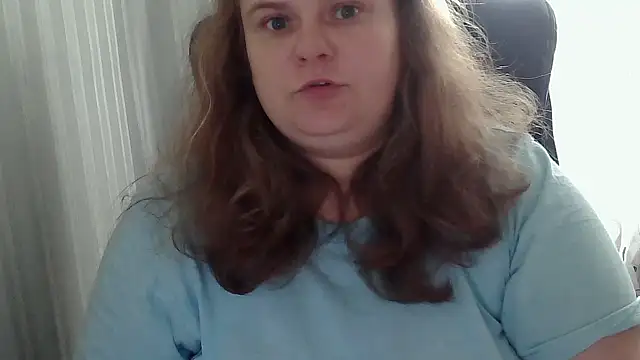 HollyXEva online show from 09/20/25, 09:32
