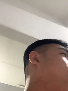 Snapshot of Bin77 chatting on 11/24/25, 10:59 Bin77 online show from 11/24/25, 10:59