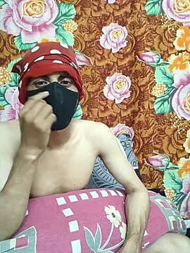 Snapshot of Seducing_couple chatting on 10/25/25, 06:24 Seducing couple online show from 10/25/25, 06:24