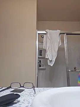 Snapshot of ChristopherMeade chatting on 11/13/25, 11:31 ChristopherMeade online show from 11/13/25, 11:31