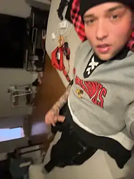 Snapshot of robin_bones chatting on 09/25/25, 02:59 robin bones online show from 09/25/25, 02:59