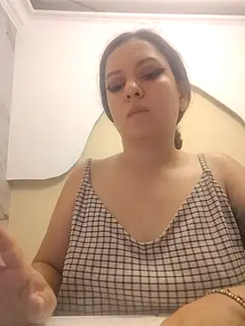 Snapshot of Abbyjoness21 chatting on 10/13/25, 08:09 Abbyjoness21 online show from 10/13/25, 08:09