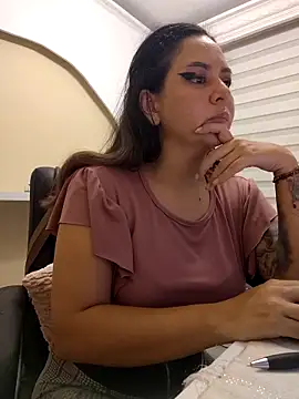 Snapshot of Abbyjoness21 chatting on 10/27/25, 10:03 Abbyjoness21 online show from 10/27/25, 10:03