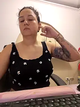 Snapshot of Abbyjoness21 chatting on 11/16/25, 11:16 Abbyjoness21 online show from 11/16/25, 11:16