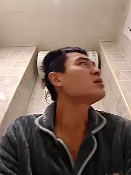 defgghj online show from 10/24/25, 08:22