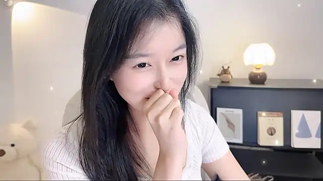 Onechestnut online show from 11/04/25, 06:07