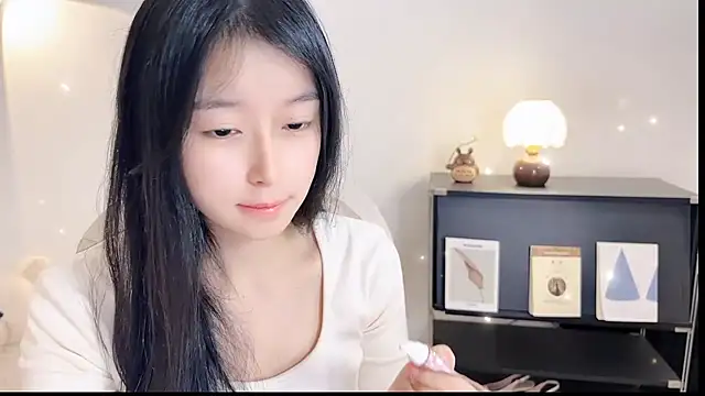 Onechestnut online show from 11/06/25, 12:28