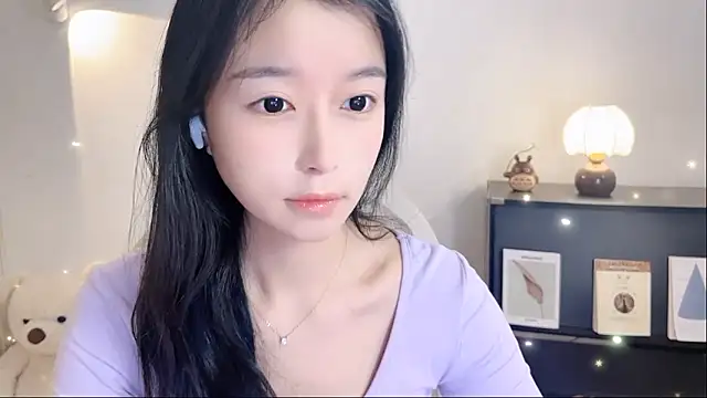 Onechestnut online show from 11/07/25, 07:08