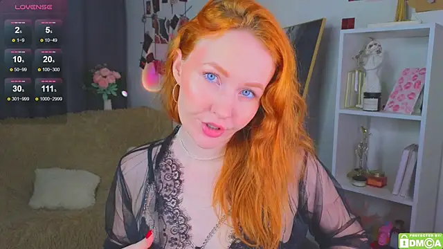 JoyceJones online show from 10/19/25, 07:58