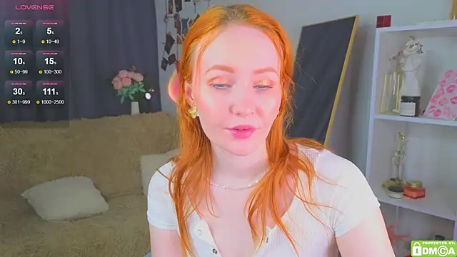 JoyceJones online show from 10/23/25, 07:34