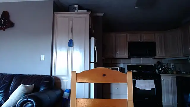 Blueeyedzaya  online show from 11/12/25, 02:17