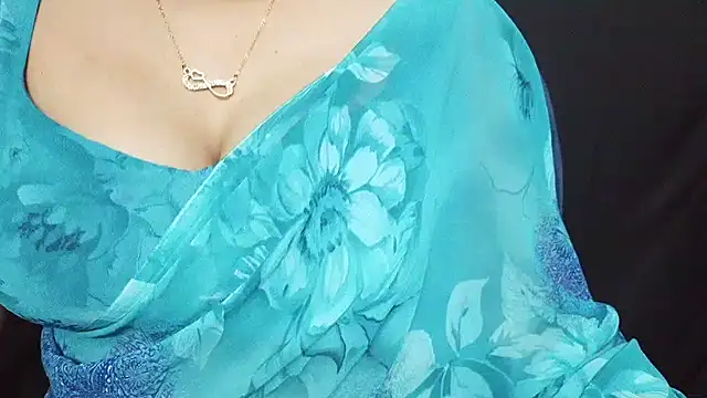 Anuforyou19 online show from 11/18/25, 04:44