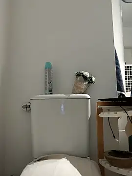 Snapshot of sweetybae75 chatting on 11/05/25, 01:49 sweetybae75 online show from 11/05/25, 01:49