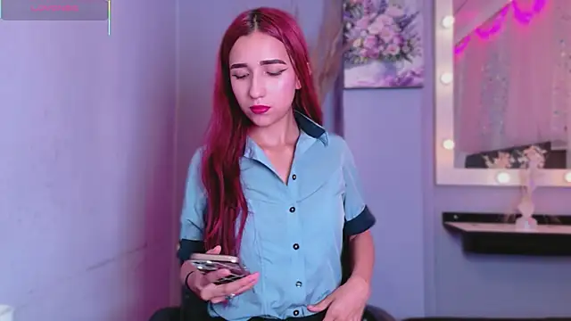 Snapshot of NataliaPrada_s chatting on 11/11/25, 07:36 NataliaPrada s online show from 11/11/25, 07:36