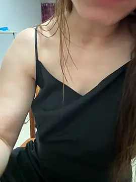 Snapshot of Asia-bb chatting on 10/19/25, 09:59 Asia-bb online show from 10/19/25, 09:59