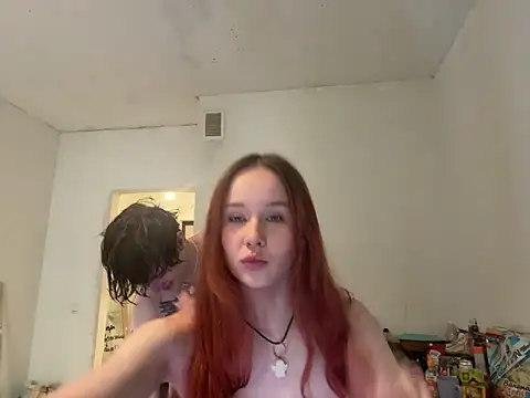 Snapshot of Remmy_Foxx_ chatting on 09/18/25, 11:56 Remmy Foxx online show from 09/18/25, 11:56
