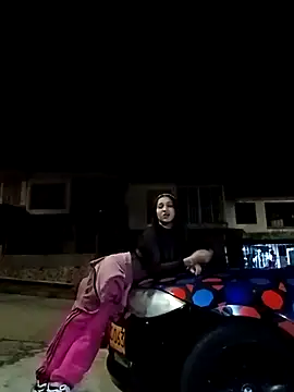 Arii collins1 online show from 10/08/25, 03:59