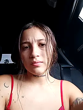 Arii collins1 online show from 10/23/25, 01:21