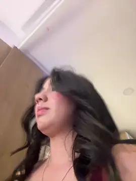 Michelle Zoe online show from 10/21/25, 02:23